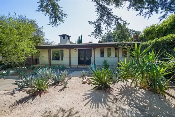 485 N Lima Street, Sierra Madre, CA 91024