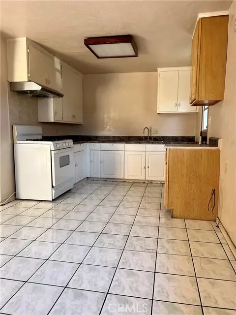 La Puente, CA 91744,16135 Bluebonnet Street