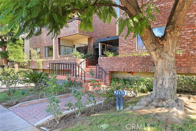 1200 Valley View Road #204, Glendale, CA 91202