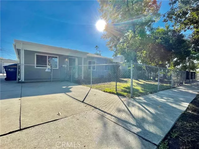 Azusa, CA 91702,268 E Roland Street