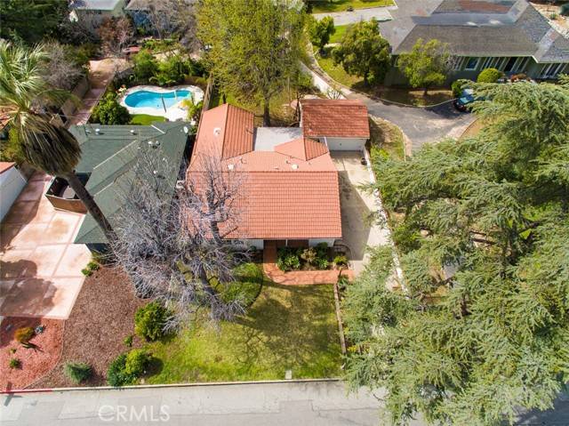 3219 N Fair Oaks Avenue, Altadena, CA 91001