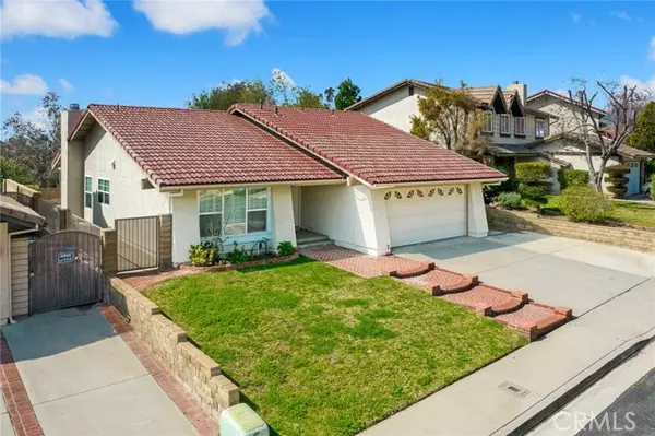 Sylmar, CA 91342,16026 Circle Diamond Road