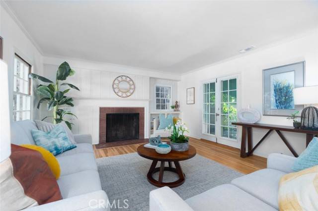 2043 Pepper Drive, Altadena, CA 91001