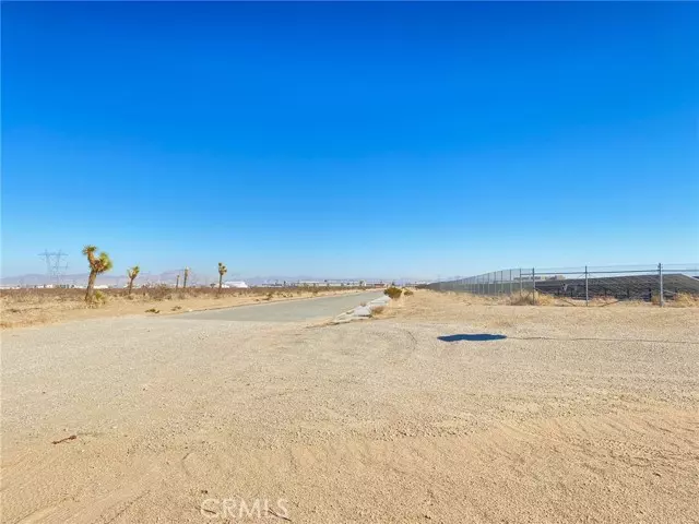 Adelanto, CA 92301,0 Cassia