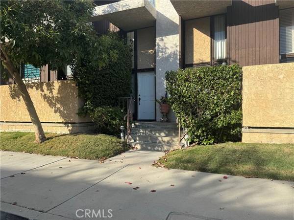 Valley Village, CA 91607,5307 Wilkinson Avenue #6A