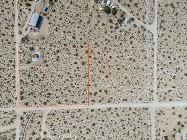 6990 W CALIFORNIA, Joshua Tree, CA 92252