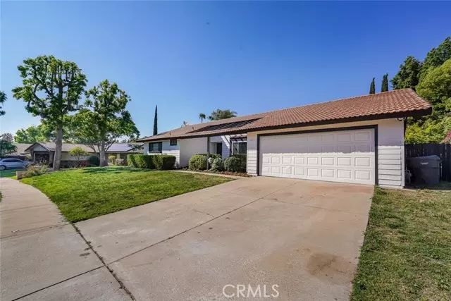 1417 Fernwood Drive, Redlands, CA 92374