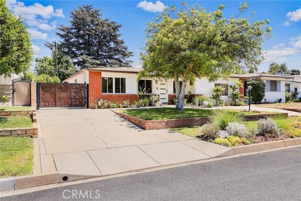 338 N Bender Avenue, Glendora, CA 91741