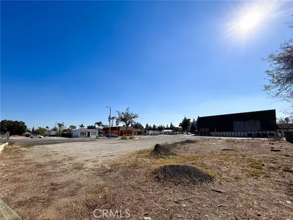 Fontana, CA 92335,9098 Sierra