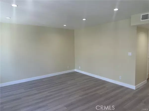 Glendale, CA 91205,219 E Maple Street #7