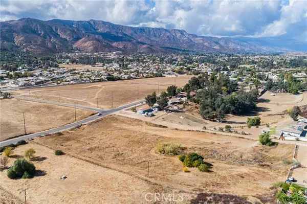 Wildomar, CA 92595,20980 Palomar