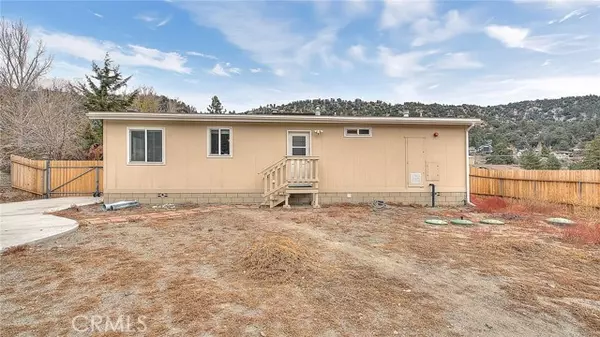 1033 Snowbird Road, Wrightwood, CA 92397