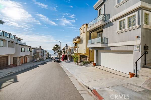 Manhattan Beach, CA 90266,225 21st Street