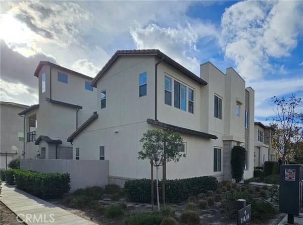 112 Sculpture, Irvine, CA 92618