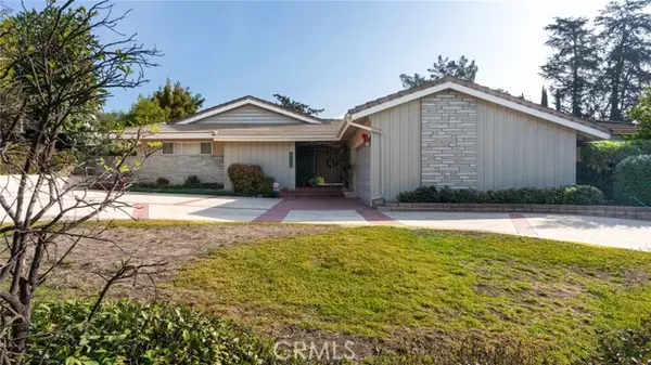 1960 Liliano Drive, Sierra Madre, CA 91024