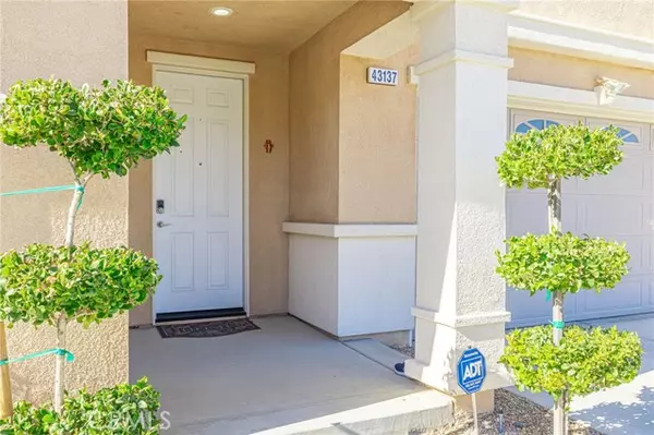 43137 Sandwest Court, Lancaster, CA 93536