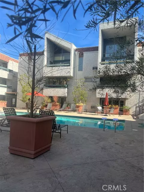 Pasadena, CA 91101,355 S Los Robles Avenue #212