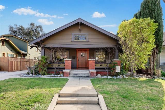 212 E Colorado Boulevard, Monrovia, CA 91016