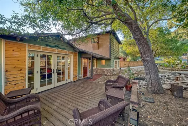 240 Churchill Glen, Sierra Madre, CA 91024