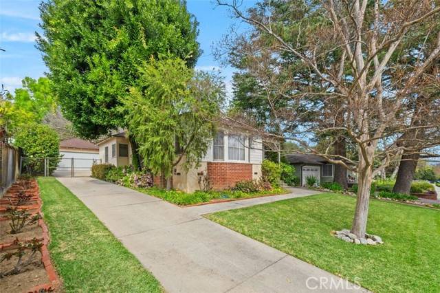 Sierra Madre, CA 91024,231 E Montecito Avenue