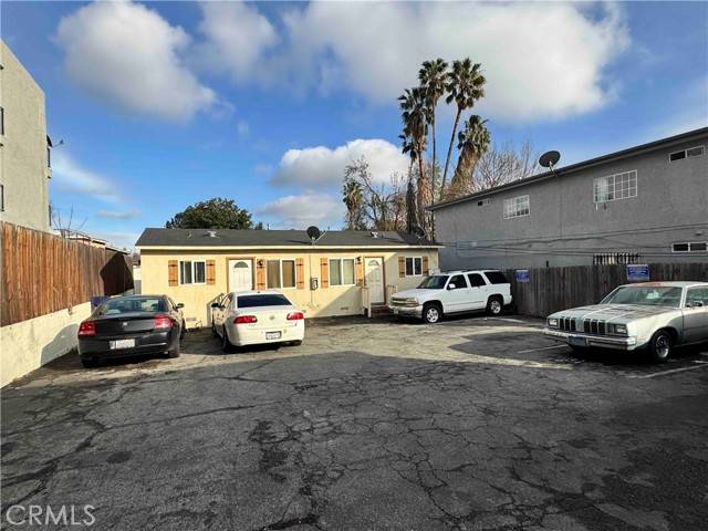 Pasadena, CA 91103,842 N Summit Avenue