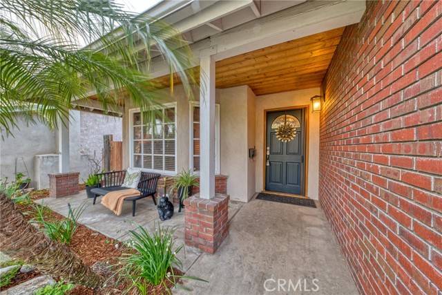 327 N Ivy Avenue, Monrovia, CA 91016