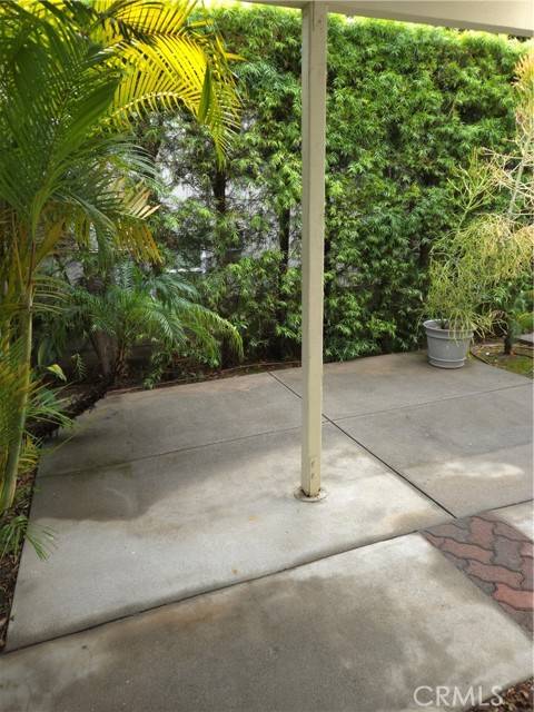 187 N Mountain Trail #B, Sierra Madre, CA 91024