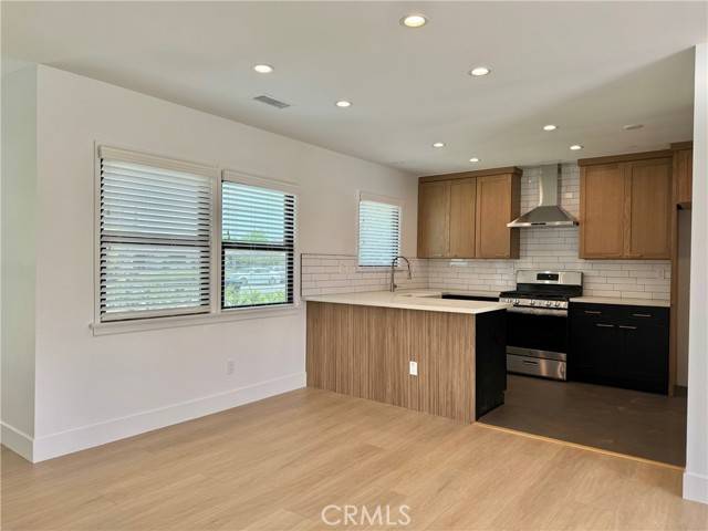 Arcadia, CA 91007,380 W Palm Drive