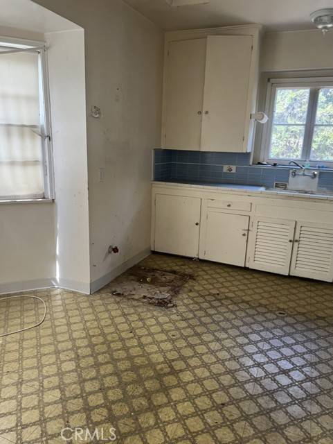 2379 Oliveras Avenue, Altadena, CA 91001