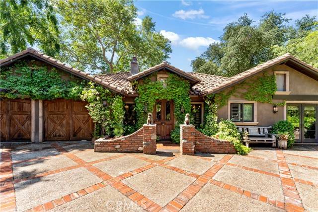 Sierra Madre, CA 91024,302 W Carter Avenue