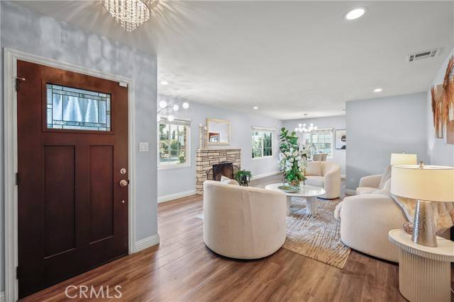 401 N La Breda Avenue, West Covina, CA 91791