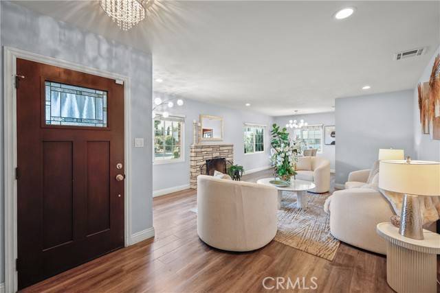 401 N La Breda Avenue, West Covina, CA 91791