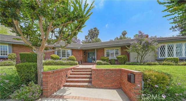 2082 Kaia Lane, Sierra Madre, CA 91024