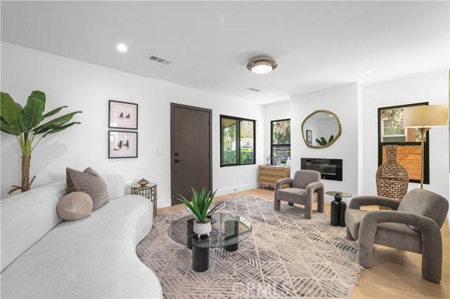 290 Virginia Avenue, Pasadena, CA 91107