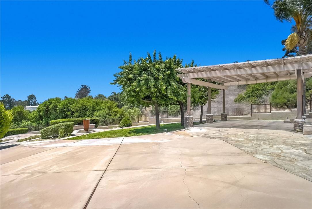 Whittier, CA 90605,15841 Aurora Crest Drive