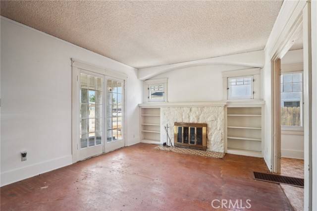 Santa Paula, CA 93060,542 Ojai Road