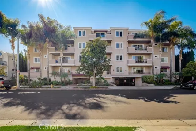 Sherman Oaks, CA 91403,4533 Vista Del Monte Avenue #304