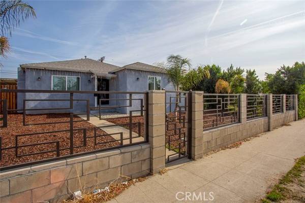 North Hollywood, CA 91605,7614 Whitsett Avenue