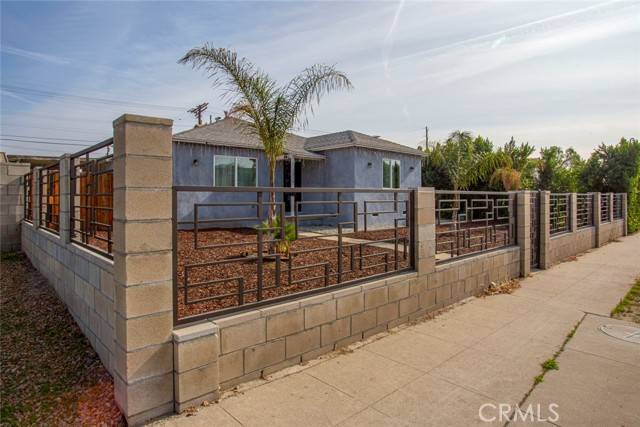 7614 Whitsett Avenue, North Hollywood, CA 91605