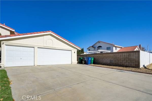 1513 Marion Avenue, Lancaster, CA 93535