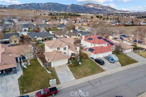 1137 Redwood Court, Tehachapi, CA 93561