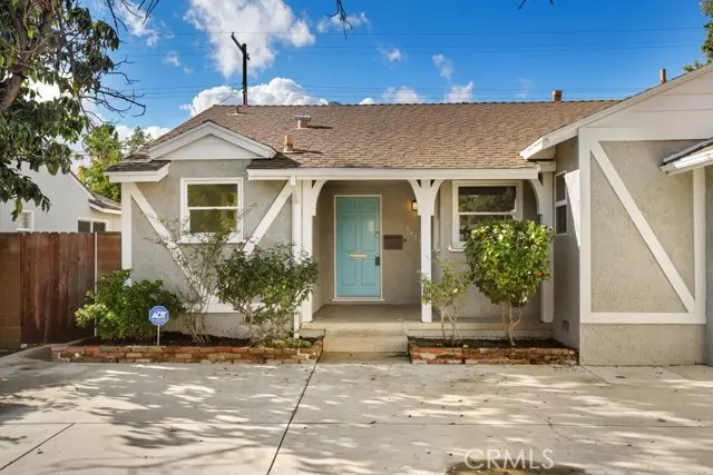 6437 Petit Avenue, Van Nuys, CA 91406