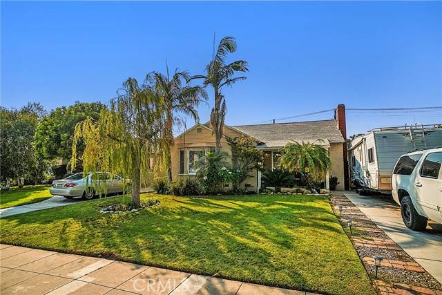 411 Birmingham Road, Burbank, CA 91504