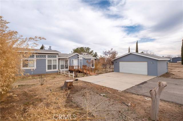 28557 Mimi Lane, Lancaster, CA 93536