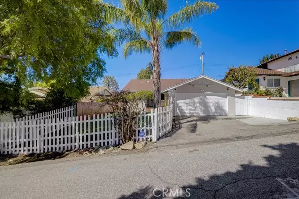 La Crescenta, CA 91214,5518 Terrace Drive