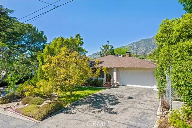 La Crescenta, CA 91214,2523 Orange Avenue