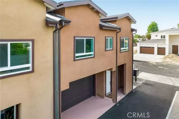 7427 Mia Lane, Van Nuys, CA 91405