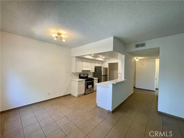 Van Nuys, CA 91411,14607 Erwin Street #107