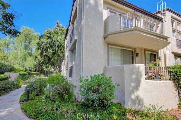 24101 Del Monte Drive #420, Valencia, CA 91355