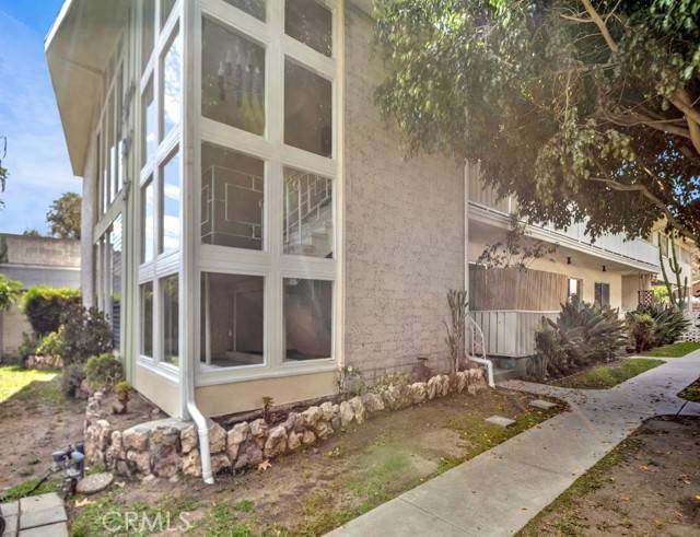 1542 Riverside Drive #D, Glendale, CA 91201